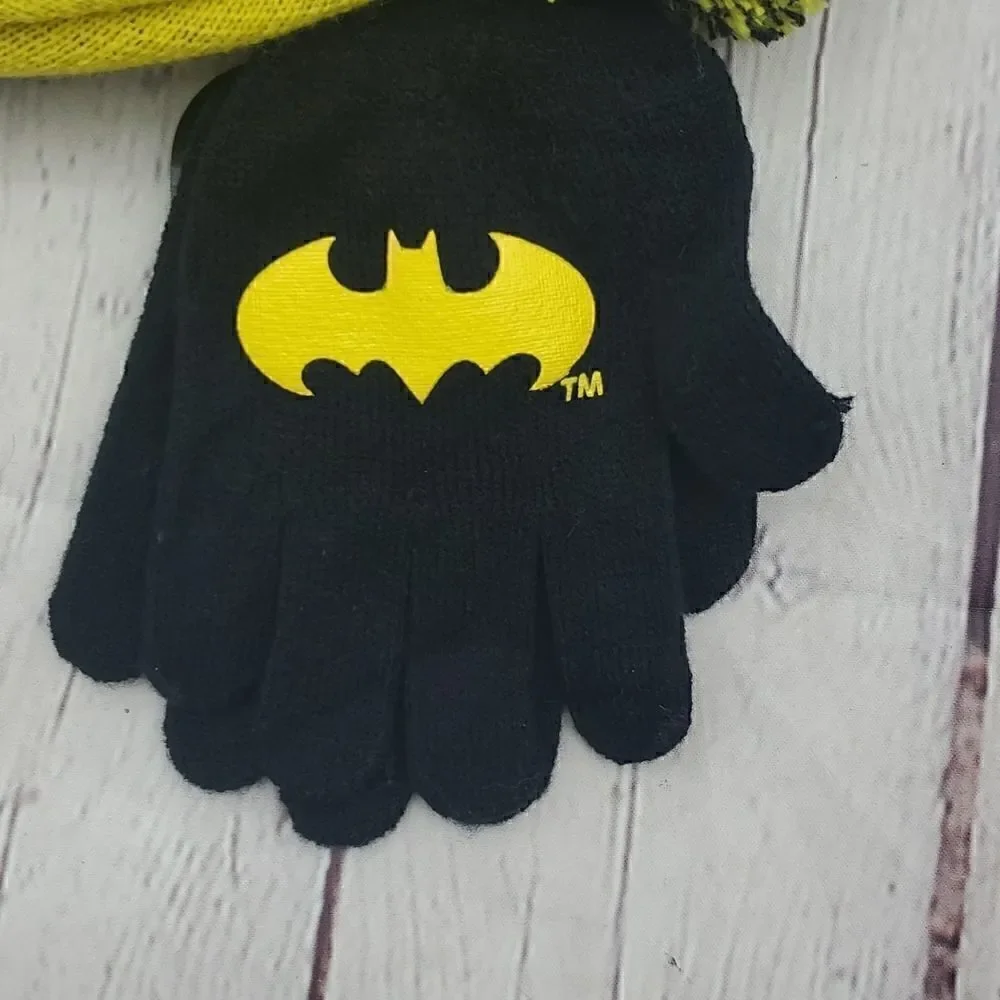 Berkshire Little Boys or Girls Batman Hat & Gloves Set